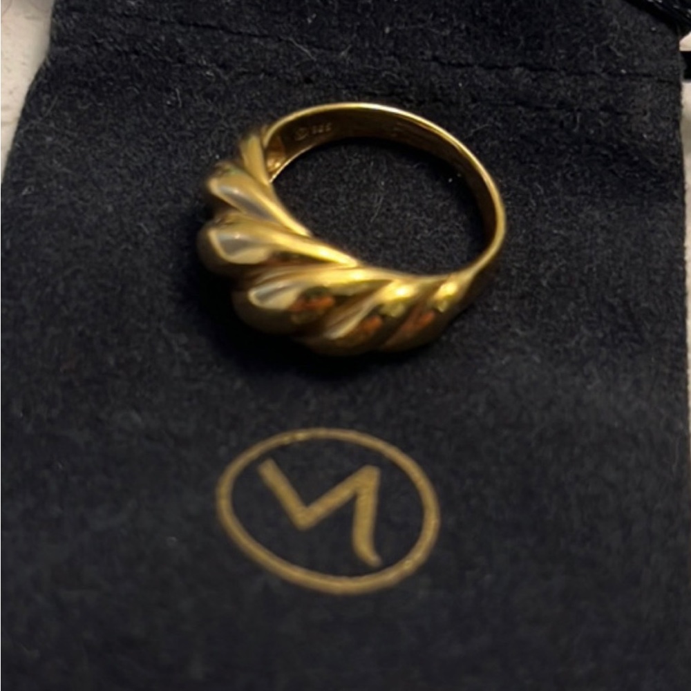 Mejuri gold vermeil done ring